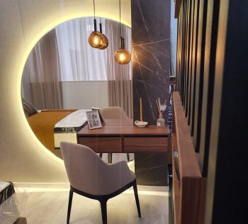 Habillage murale en miroir et bois