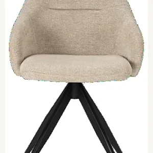 Chaise Wilson